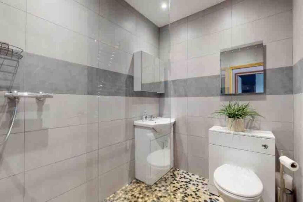 Love Lancing By The Sea With Optional Large Hot Tub Sleeps Up To 8 & Free Parking Villa Kültér fotó